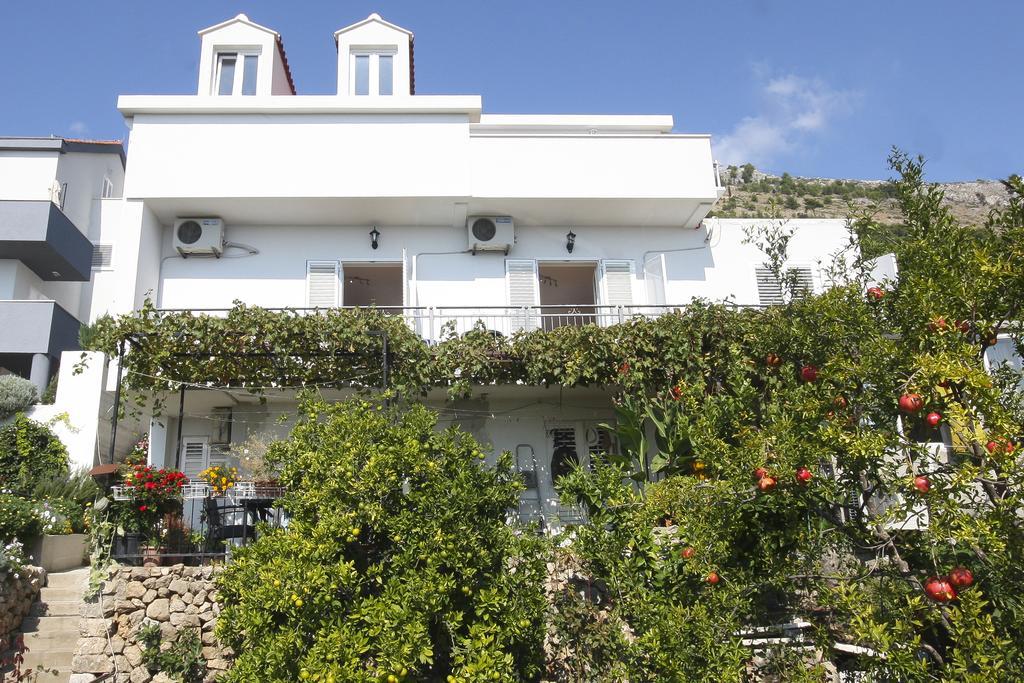 Apartment Beslema *